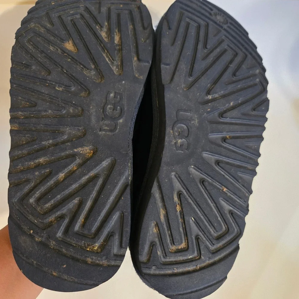 UGG Tasman Kids Navy Blue Suede Sheepskin Lined Slippers Shoes 1019066K